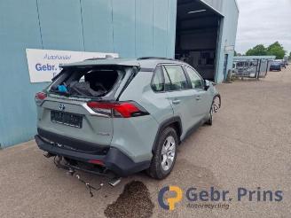 Vrakbiler auto Toyota Rav-4 RAV4 (A5), Terreinwagen, 2018 2.5 Hybrid 16V AWD 2019/11