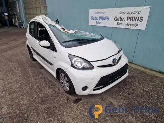 Vrakbiler auto Toyota Aygo Aygo (B10), Hatchback, 2005 / 2014 1.0 12V VVT-i 2013/2