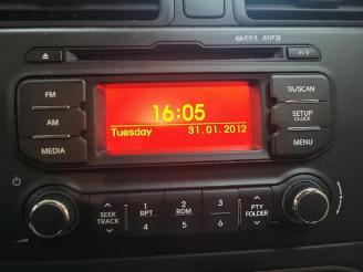 Kia Rio Rio III (UB), Hatchback, 2011 / 2017 1.2 CVVT 16V picture 6