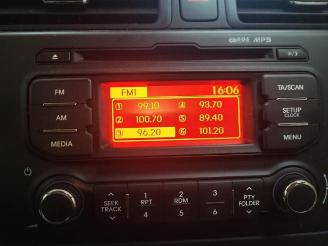 Kia Rio Rio III (UB), Hatchback, 2011 / 2017 1.2 CVVT 16V picture 7