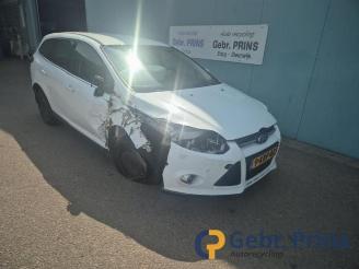 Vrakbiler auto Ford Focus Focus 3 Wagon, Combi, 2010 / 2020 1.6 TDCi ECOnetic 2013/6
