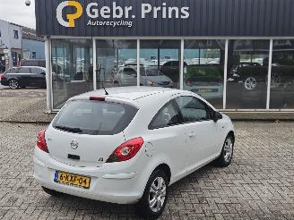 skadebil auto Opel Corsa 1.2 16V Hatchback  Benzine 1.229cc 63kW (86pk) FWD 2013/8