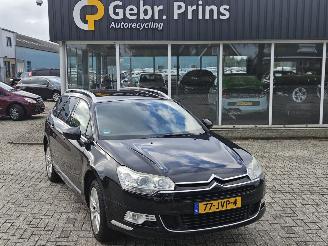 krockskadad bil auto Citroën C5 3.0 HDiF V6 24V Combi/o  Diesel 2.992cc 177kW (241pk) FWD 2009/9