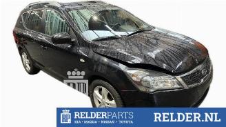 Kia Cee d Cee'd Sporty Wagon (EDF), Combi, 2007 / 2012 1.4 16V picture 2