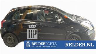 Toyota Yaris Yaris II (P9), Hatchback, 2005 / 2014 1.3 16V VVT-i picture 7