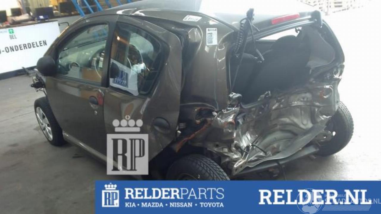 Toyota Aygo Aygo (B10), Hatchback, 2005 / 2014 1.0 12V VVT-i