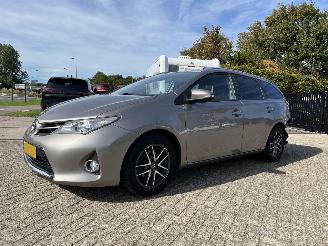 skadebil auto Toyota Auris Touring Sports 1.3 170.709 KM!! 2014/7