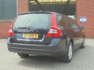 Volvo V-70 2.0D Limited Edition 136pk, Navi, Leer, Climate & Cruise control picture 4