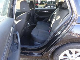 Skoda Octavia E-Tech 1.5i 110kw Hybride picture 14