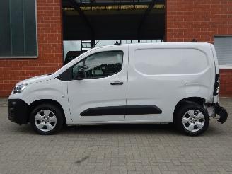 Fiat Doblo PureTech 1.2i 81kw/110pk Euro6, Airco, Cruise, Camera, DAB+ picture 11