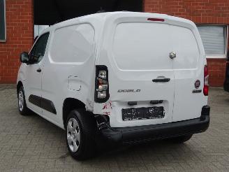 Fiat Doblo PureTech 1.2i 81kw/110pk Euro6, Airco, Cruise, Camera, DAB+ picture 4