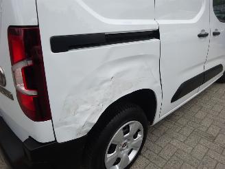 Fiat Doblo PureTech 1.2i 81kw/110pk Euro6, Airco, Cruise, Camera, DAB+ picture 8
