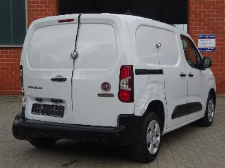 Fiat Doblo PureTech 1.2i 81kw/110pk Euro6, Airco, Cruise, Camera, DAB+ picture 5