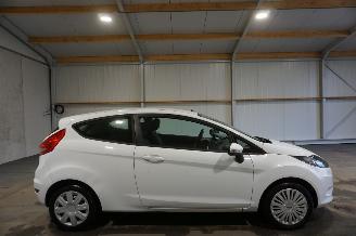 skadebil auto Ford Fiesta 1.25 44kW Airco Limited 2009/12