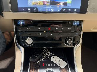 Jaguar XF 2.0D 132kW Automaat Camera Prestige Sportbrake picture 35