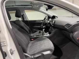 Peugeot 308 1.2 PureTech 81kW Panodak Blue Lion picture 22