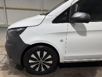 Mercedes eVito 66kWh Lang 85kW Navi Camera picture 15