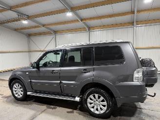 Mitsubishi Pajero 3.2 DI-D 147kW Automaat Leder 4X4 Instyle Side Window Van picture 11