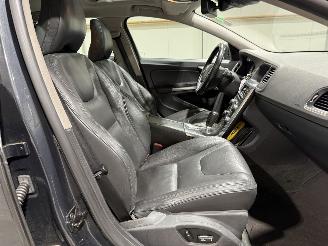 Volvo V-60 2.4D5 151kW Automaat Summum picture 36