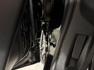 Peugeot 3008 1.2PureTech 96kW GT picture 30