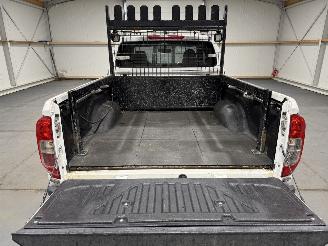 Nissan Navara 2.3dCi 120kW N-Connecta King Cab picture 50