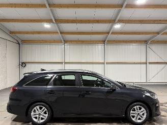 Kia Ceed 1.6CRDi 85kW Clima Camera Dynamicline picture 1