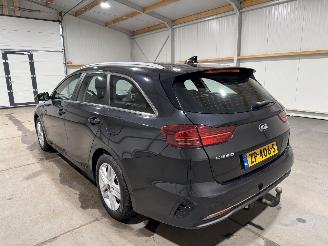 Kia Ceed 1.6CRDi 85kW Clima Camera Dynamicline picture 12