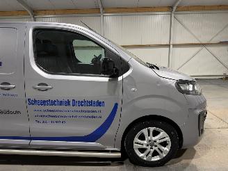 Opel Vivaro 2.0TDCI 106kW Automaat L3H1 Innovation picture 14