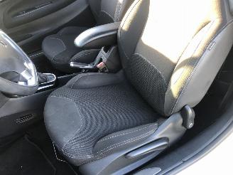 Citroën DS3 DS3 1.6 e-HDi So Chic picture 9