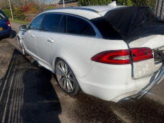 Jaguar XF sportbrake picture 3