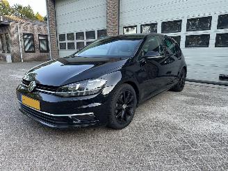 krockskadad bil auto Volkswagen Golf 1.5 TSI Highline Automaat Cruise Navi Clima 2018/12
