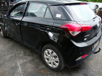 Hyundai I-20  picture 6