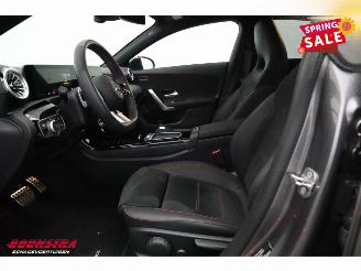 Mercedes Cla-klasse 180 Shooting Brake Star Ed. 7G-T AMG LED ACC Camera SHZ 6.727 km! picture 17