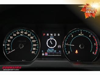 Jaguar XF Sportbrake 3.0D S Aut. Glasdak Navi Leder SHZ picture 17