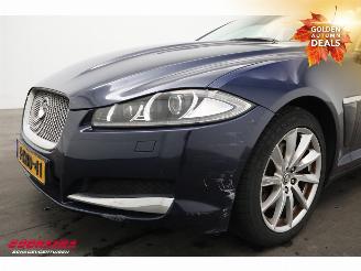 Jaguar XF Sportbrake 3.0D S Aut. Glasdak Navi Leder SHZ picture 6
