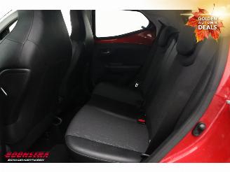 Toyota Aygo 1.0 VVT-i x-clusiv Apple/Android Clima Cruise Camera PDC 15.694 km! picture 15