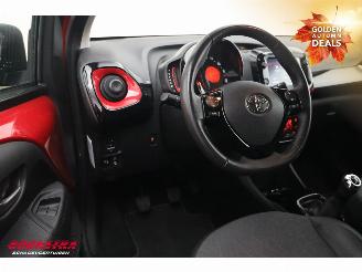 Toyota Aygo 1.0 VVT-i x-clusiv Apple/Android Clima Cruise Camera PDC 15.694 km! picture 16