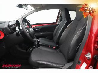 Toyota Aygo 1.0 VVT-i x-clusiv Apple/Android Clima Cruise Camera PDC 15.694 km! picture 14