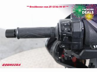 Yamaha  T-Max 530 Black Max Akrapovic picture 26