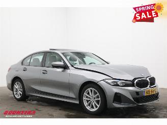 BMW 3-serie 330e Schuifdak 360° LED Cruise SHZ 4.216 km! picture 2