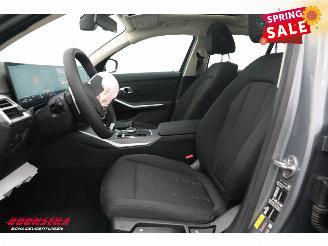 BMW 3-serie 330e Schuifdak 360° LED Cruise SHZ 4.216 km! picture 17