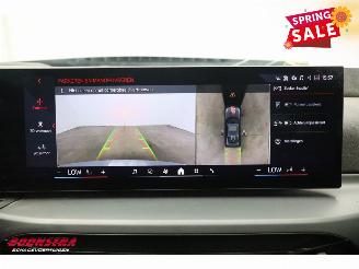 BMW 3-serie 330e Schuifdak 360° LED Cruise SHZ 4.216 km! picture 25