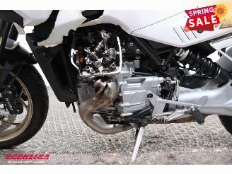 Moto Guzzi  V100 Mandello LED Cruise BY 2023 picture 15