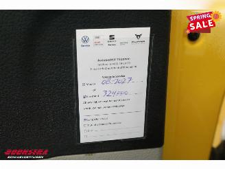 Volkswagen Transporter 2.0 TDI 150 PK L1-H1 2X Schuifdeur Airco Cruise AHK picture 18