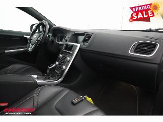 Volvo V-60 2.0 T4 Aut. R-Design Schuifdak Leder Navi Clima Cruise Camera SHZ PDC AHK picture 12