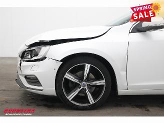 Volvo V-60 2.0 T4 Aut. R-Design Schuifdak Leder Navi Clima Cruise Camera SHZ PDC AHK picture 11