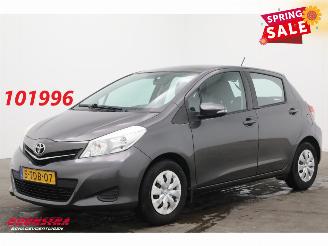 skadebil auto Toyota Yaris 1.0 VVT-i Now Airco 150.747 km! 2014/2