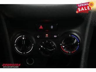 Peugeot 208 1.2 PureTech Blue Lion 5-DRS Navi Airco Cruise Bluetooth PDC picture 22