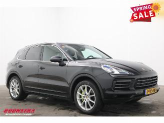 Porsche Cayenne 3.0 E-Hybrid Sport Chrono Pano LED Memory 360° Bose AHK picture 2