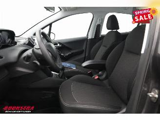 Peugeot 208 1.2 PureTech Blue Lion 5-DRS Navi Airco Cruise PDC 41.267 km! picture 16